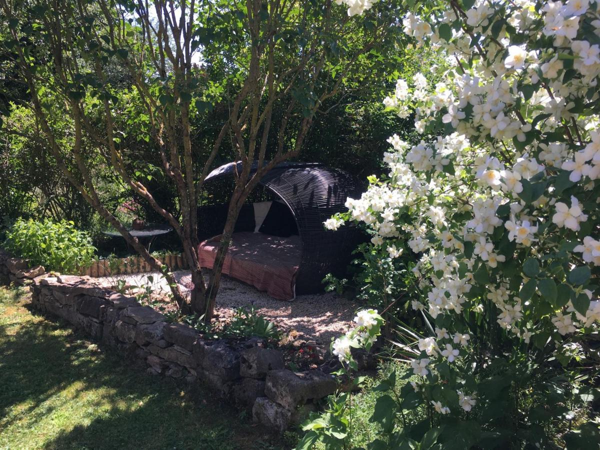 Au Cheval Bleu Bed & Breakfast Fontenay-pres-Vezelay Exterior photo