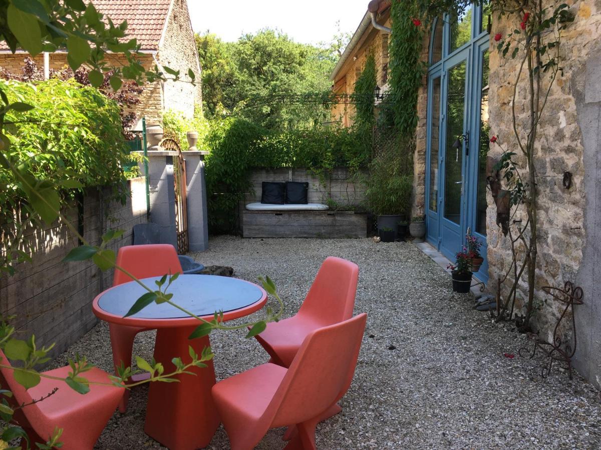 Au Cheval Bleu Bed & Breakfast Fontenay-pres-Vezelay Exterior photo
