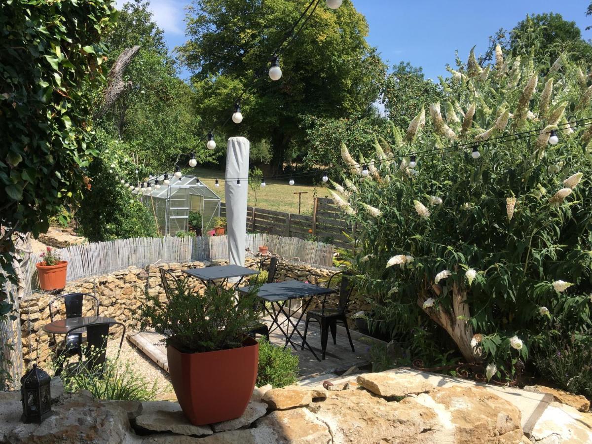 Au Cheval Bleu Bed & Breakfast Fontenay-pres-Vezelay Exterior photo