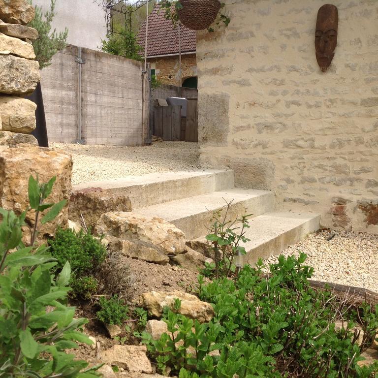 Au Cheval Bleu Bed & Breakfast Fontenay-pres-Vezelay Exterior photo