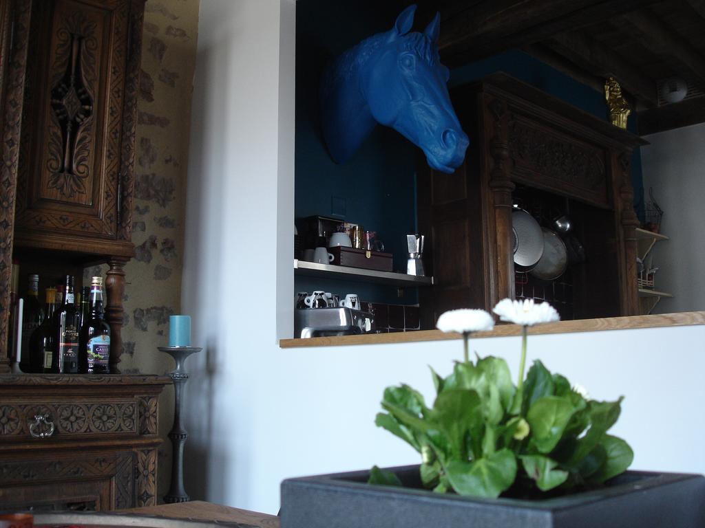 Au Cheval Bleu Bed & Breakfast Fontenay-pres-Vezelay Exterior photo